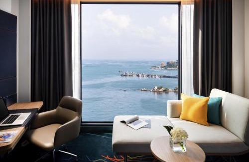 Tha Thaewawong Hotel | Novotel Marina Sriracha