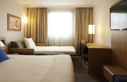 Tremblay-les-Gonesse Hotel | Novotel Paris Charles de Gaulle Airport