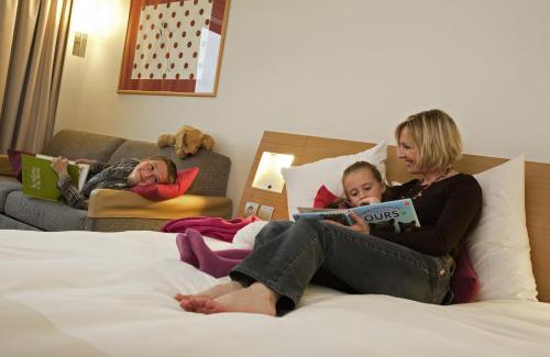 Tremblay-les-Gonesse Hotel | Novotel Paris Charles de Gaulle Airport