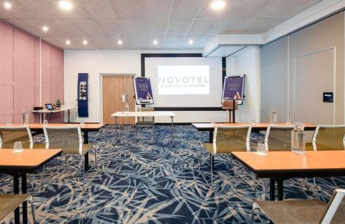 Saint-Pierre-du-Perray Hotel | Novotel Senart Golf De Greenparc