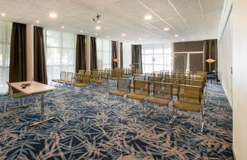Saint-Pierre-du-Perray Hotel | Novotel Senart Golf De Greenparc