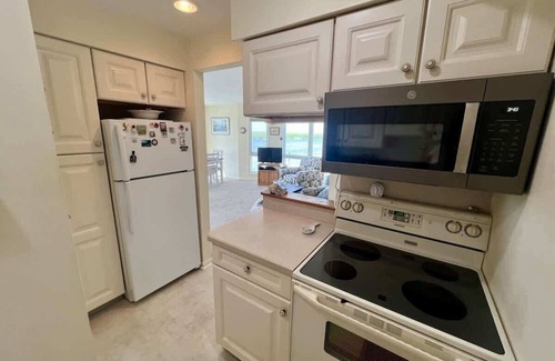 Stone Harbor Condo | Now Booking Stone Harbor:Sail Away Bay Front Condo