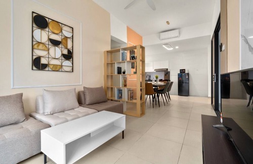 Kuala Lumpur Apartment | [Nowhere] 4PAX 2BR/2BA Apartment Reizz