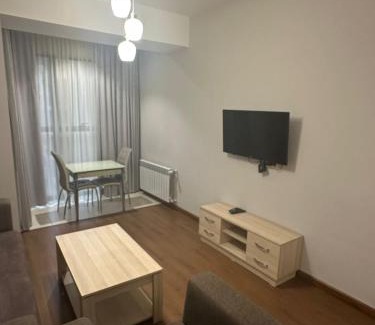 Kentron Apartment | Noy Art apartments