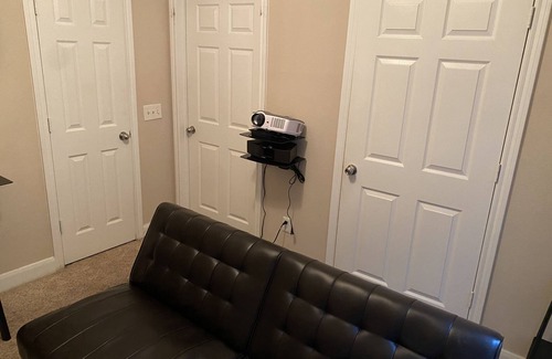 Braeswood Place Apartment | Nrg Stadium Short & Long Stay 5-min away from all the action