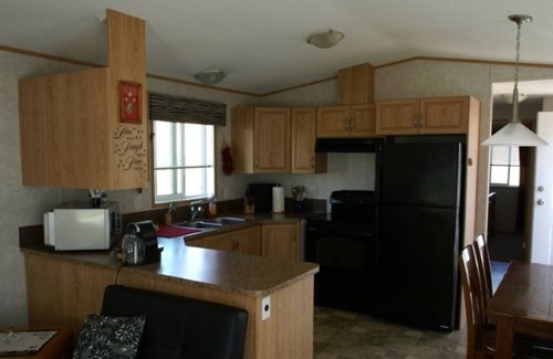 Osoyoos Bed & Breakfast | NUESSLI MOUNTAIN Hiking Paradise Getaway