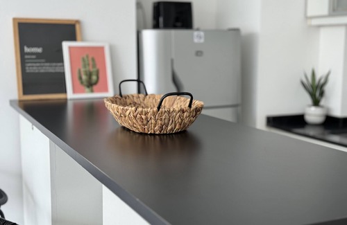 Constitucion Apartment | Nuevo y Lujoso en San Telmo. Pileta, Gym, BBQ & Lavadero!