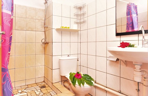 Taiohae Bed & Breakfast | NUKU-HIVA - Taiohae Room & Free Breakfast n°1