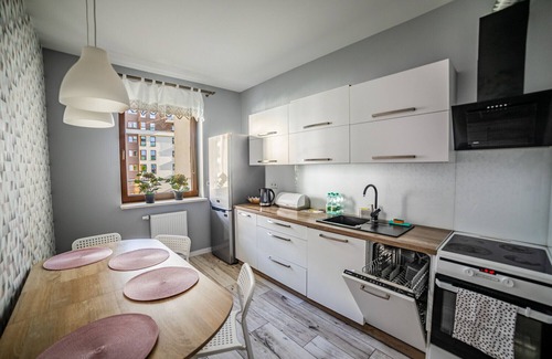 Grzegorzki Apartment | Nullo 3-Bedroom Apartment