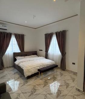 Sunyani Apartment | Number 1 GREEKS AVENUE