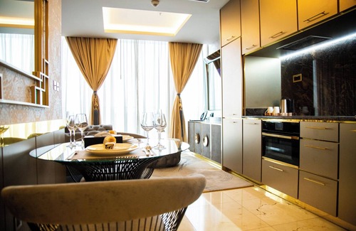 Osu Klottey Hotel | Number One Oxford Street Hotel & Suites