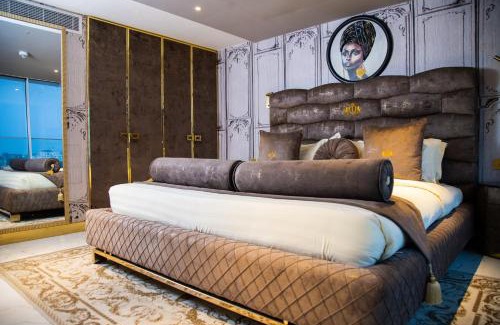 North Ridge Hotel | Number One Oxford Street Hotel & Suites