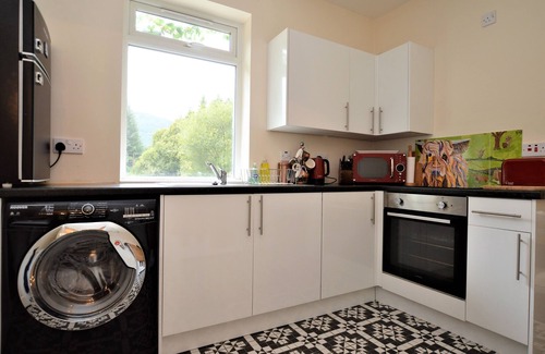 Dunoon Cottage | Nursery Cottage - Benmore - woodland setting, sleeps 4 guests