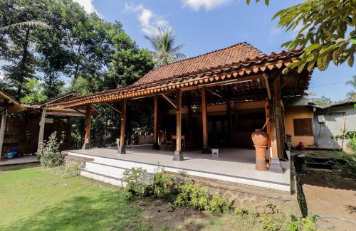 Borobudur House | Nurudin House