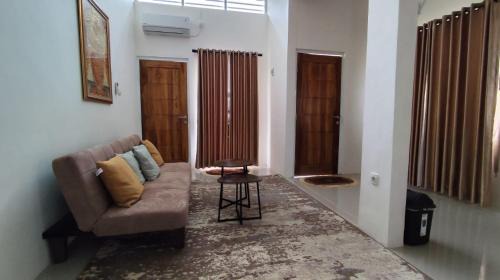Cirebon House | NUTEN Homestay Syariah