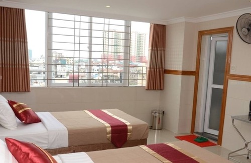 Mandalay Hotel | Nylon Hotel