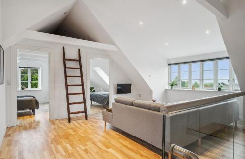 Aarhus Municipality Apartment | Nyrenoveret 3BR nær Aarhus m Gratis Parkering