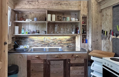 Chalais Bed & Breakfast | Ô Bercail colonie renovated as an Ecolodge. Magnificent location near Vercorin