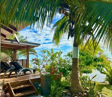 Paea House | O'coco Bungalow- Breathtaking waterfront views, endless memories