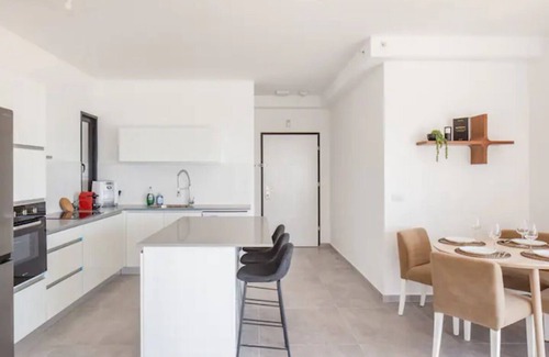 Bat Yam Apartment | O&O Group-Magical 4BR Panoramic Sea View