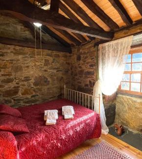 Alvarenga House | O Pardieiro - Aldeia da Paradinha com praia fluvial