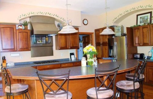 Bannister Bed & Breakfast | Oak Creek Lodge