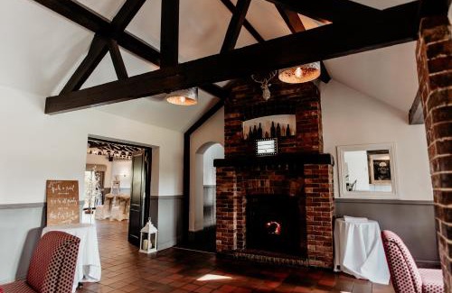Cannock Hotel | Oak Farm Hotel