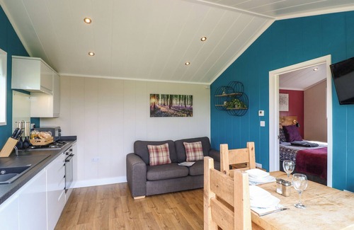Swadlincote Cottage | Oak