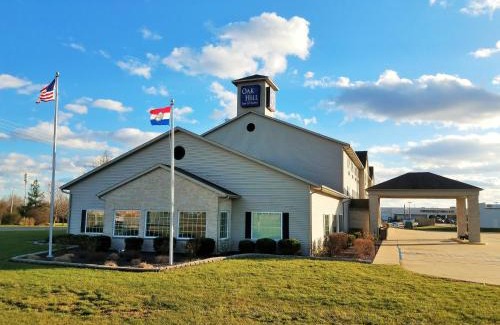 Canton Hotel | Oak Hill Inn & Suites