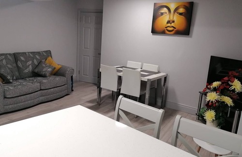 Ennis Apartment | Oak House Apartment, Clare