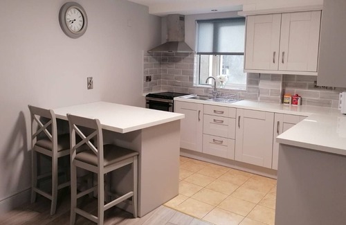 Ennis Apartment | Oak House Apartment, Clare