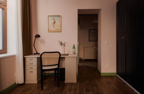 Funfhaus Bed & Breakfast | Oak House Vienna