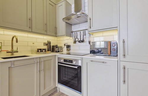 Hampstead Apartment | Oak & Poppy