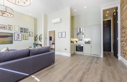 Hampstead Apartment | Oak & Poppy
