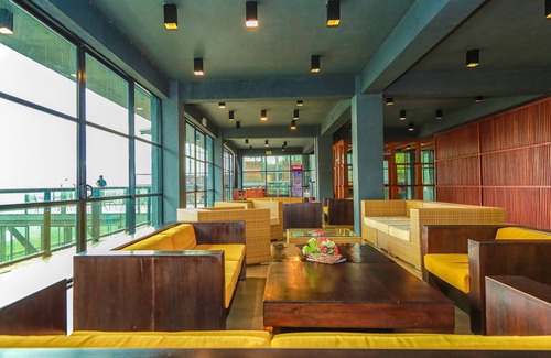 Ramboda Hotel | Oak Ray Tea Bush