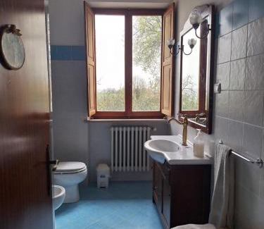 Montefelcino Apartment | Oak Tree