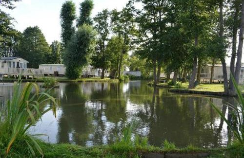Clacton-on-Sea Resort | Oakdene -3 Bedroom Caravan