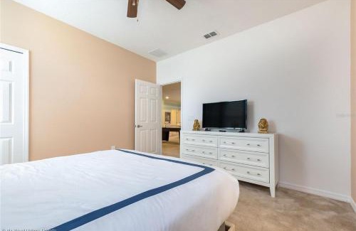 Loughman House | Oakwood Oasis