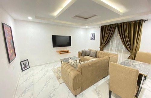 Ibadan House | OAO | 1 Bed Modern Apartment (Mokola, Ibadan)