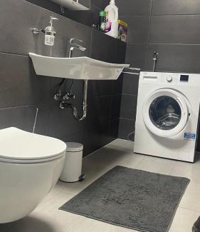 Laar Apartment | OASE im grünen Hinterhof, EG, Ruhe, Terrasse, Carport, free PayTV, Kaffee&Tee, Fahrräder