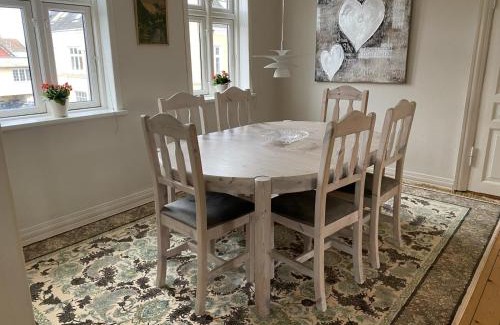Frederikshavn Apartment | Oasen Ved Centrum 1 sal.