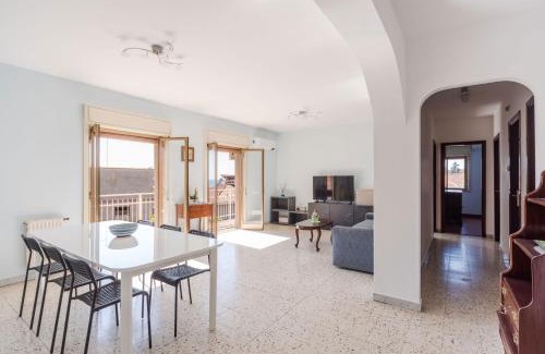 Aci Trezza Apartment | Oasi Azzurra Seaview by Wonderful Italy