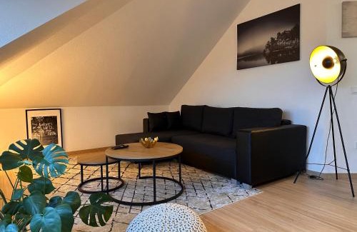 Mickten Apartment | Oasis Appart - Wohnen am Elbtal - Balkon - Netflix - Tiefgarage