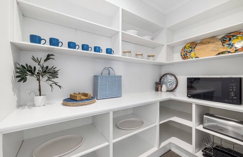 Sapphire Beach House | Oasis at Sapphire – Stylish Coastal Comfort with Poolside Living