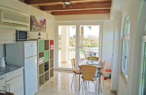 Plepi House | Oasis by the sea! Only 400m to the private beach!