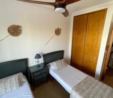 Los Imbernones House | Oasis en la playa con piscina
