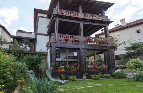 Dobrinishte House | Oasis Guest House