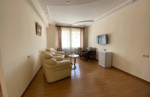 Kapan Hotel | Oasis hotel
