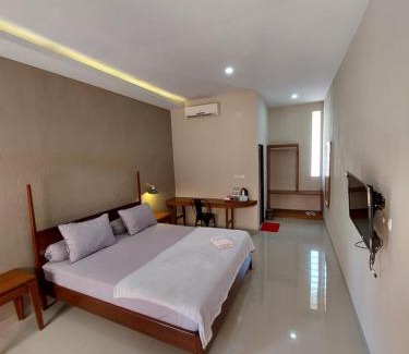 Ampana Hotel | OASIS HOTEL