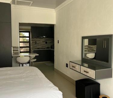 Volksrust House | Oasis Lux Apartments